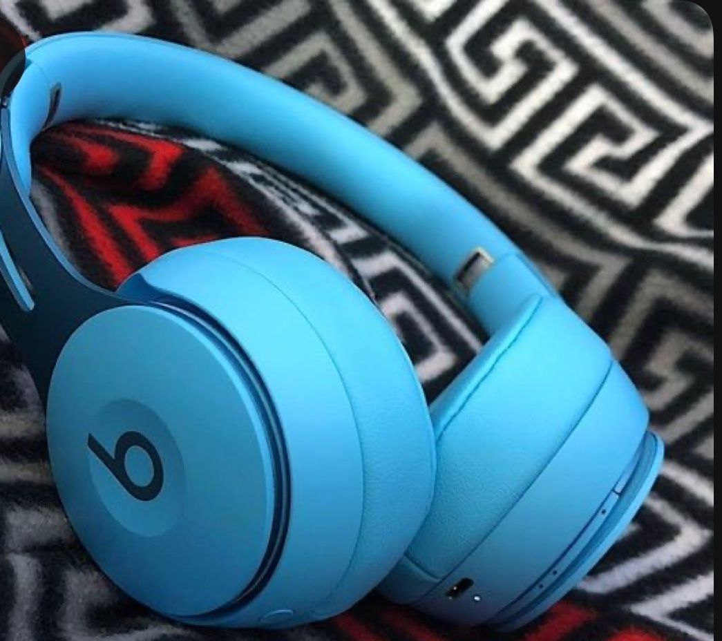 Blue Beats Solo Pro