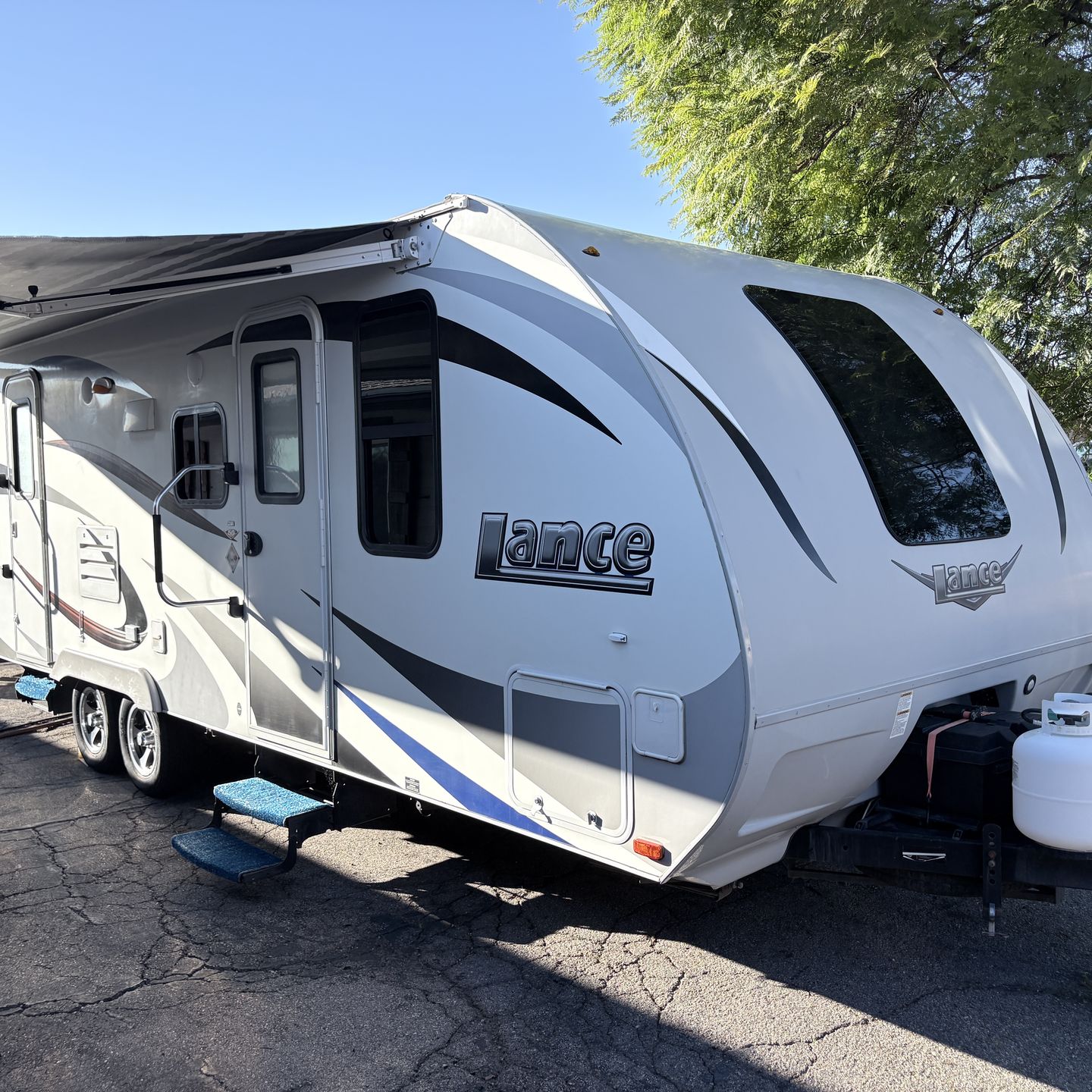 Lance 2185 Rv 2015 Lance 2185 Trailer for Sale in Alpine, CA - OfferUp