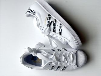 New - Black & white Adidas Size 7