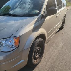 2010 Chrysler Town & Country