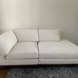 Sofa - Off White 