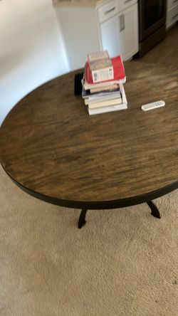 Round table metal frame