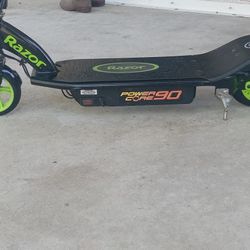 Razor E90 Electric Scooter