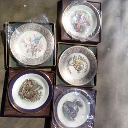 Lenox vintage plates collector's items