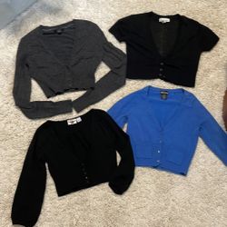 Cardigan sweater blue wet seal, black gray express crop small xs wet seal express set. I can separate if you want just one I’ll make a separate post.