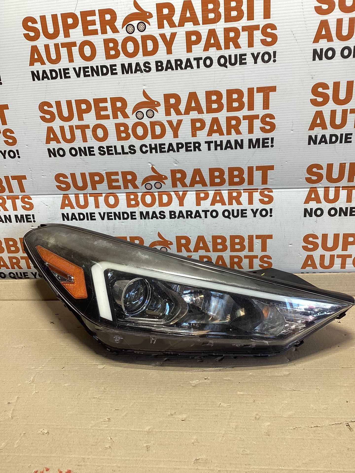 2019 Tucson Passenger Headlight Halogen LED DRL Original OEM 2021