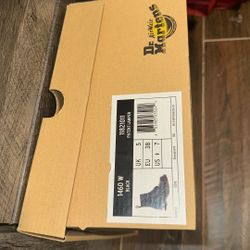 Dr Martens Patent Lamper Sz 7 