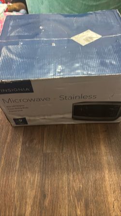 Brand new Stainless microwave 9cu FT