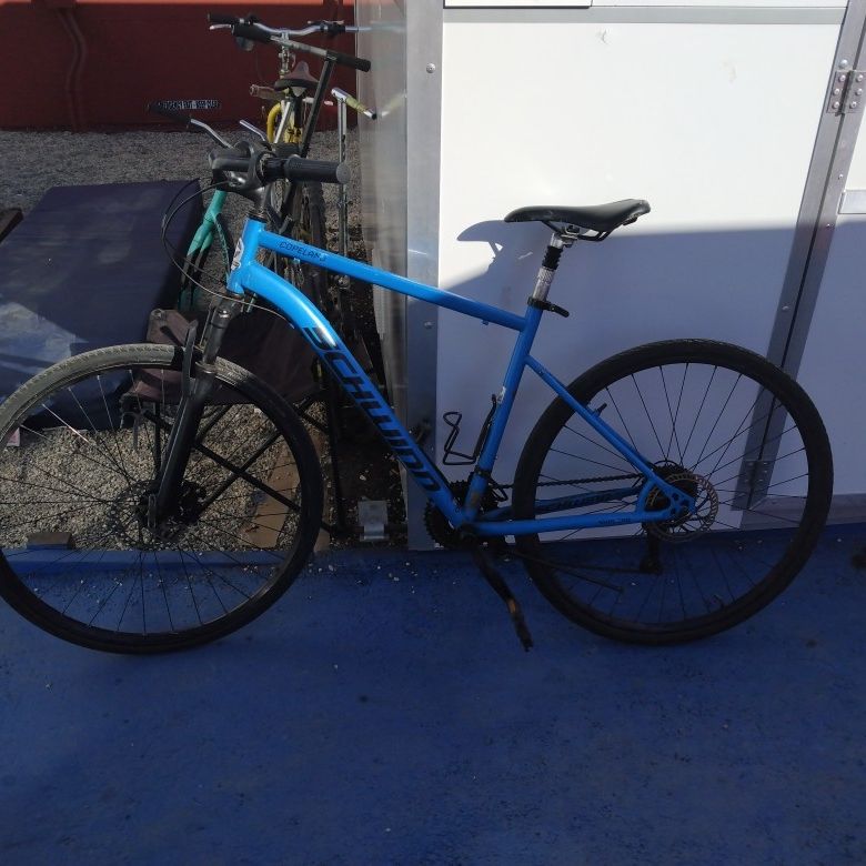 Schwinn Copeland Hybrid Bike for Sale in Los Angeles CA OfferUp