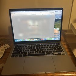 MacBook Pro 13”