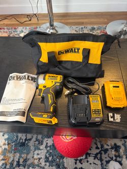 DeWalt 20V Brushless Impact Driver Kit