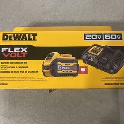 Dewalt Flexvolt 20V/60V 6.0Ah Battery Pack with 6 Amp Output Charger
