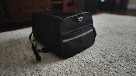 Soft-Sided Pet Carrier for Cats & Small Dogs – Black – Excellent Condition