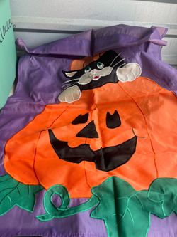 Halloween cat and pumpkin flag