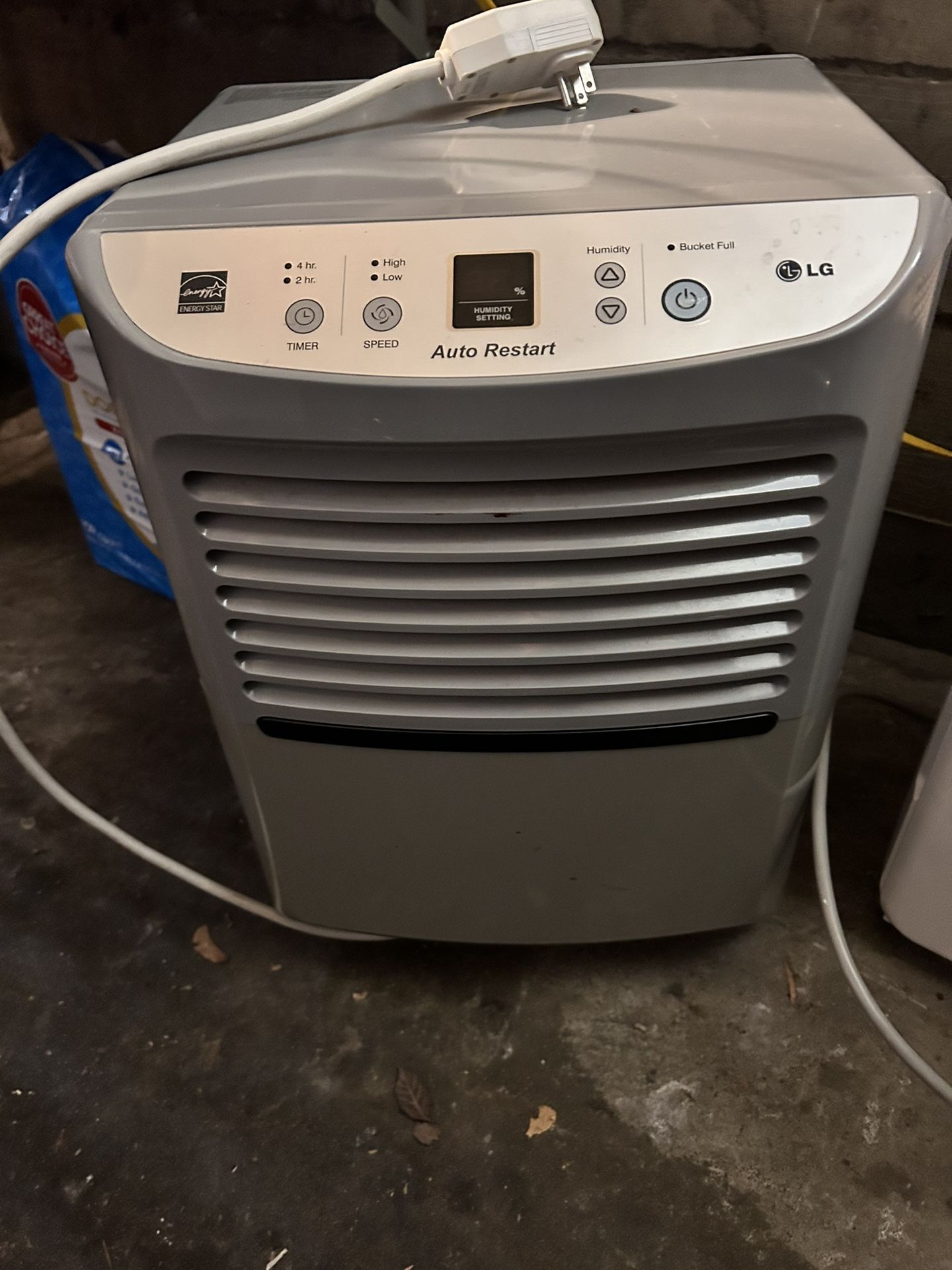 LG Smart Dehumidifier Dehu model MD19GQGE0