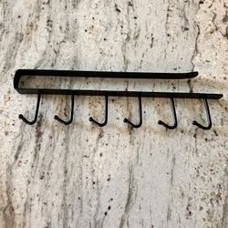 Shelf Hanger