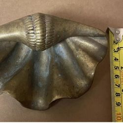 Vintage Bronze Clam Shell Ash Tray /Trinket Dish