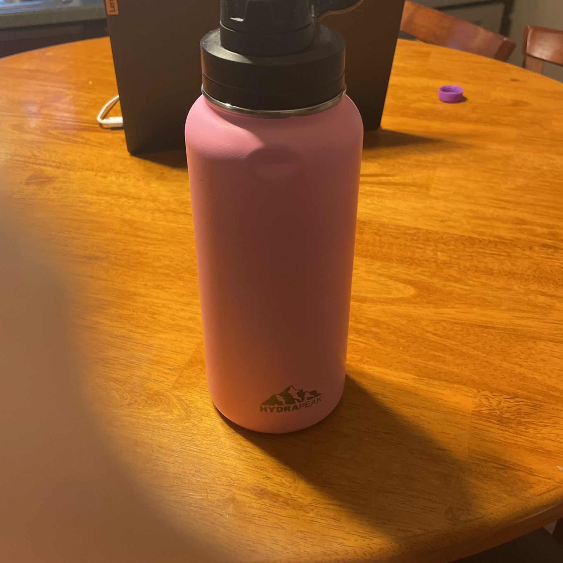 Water bottle 