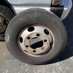 Heavy duty tire and rim LT 215 85R 16