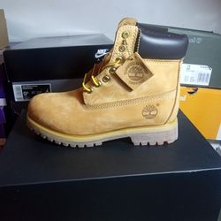 Timberland Wheat Size 7, 8, 11, 12, 13,18