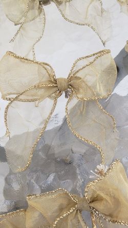 24 Gold bows Christmas