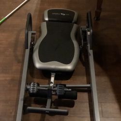 Innova Inversion Table With Reversible Ankle Holders