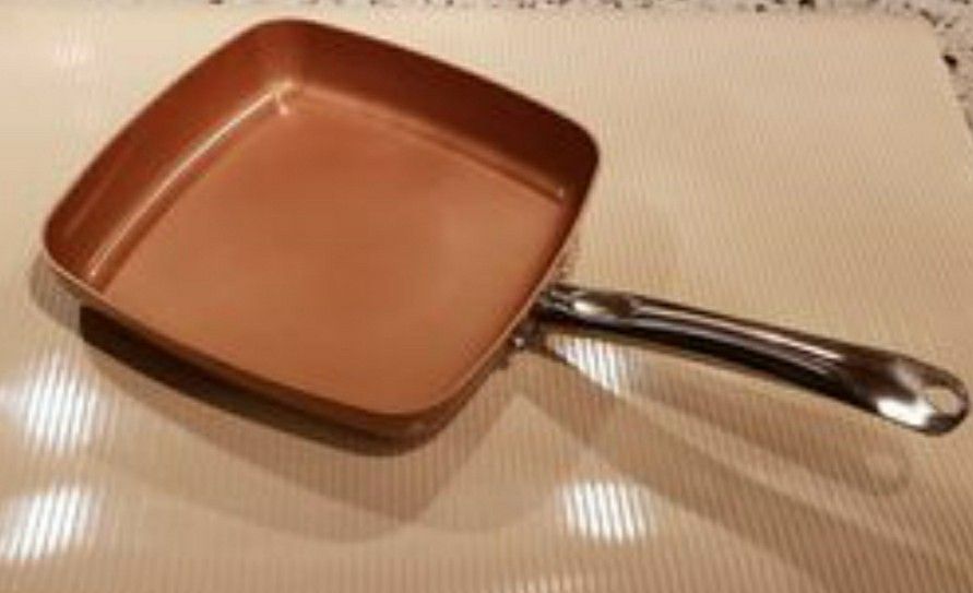 Copper Chef Non-Stick Frying Pan... Dishwasher and Oven safe.