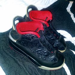 Boys Jordan Two 3 Basketball Shoes Size 11C