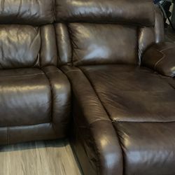 Offer up household furniture deals