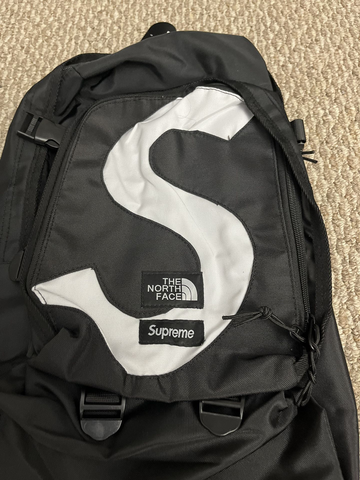 Supreme The North Face S Logo Expedition Backpack Black for Sale in  Bloomfield Township, MI - OfferUp