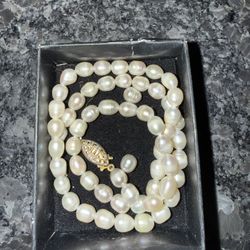 Cultured Pearl Necklace 