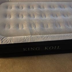 80 Cash Near AV College King Koil Luxury Twin Air Mattress with Built in Pump, 20” Double High Twin Size Premium Airbed, Inflatable Blow Up Mattress