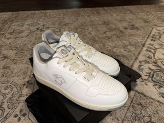 Men’s Versace Medusa Face Leather Sneakers. Brand New Never Word Size 13 US/ 46 European
