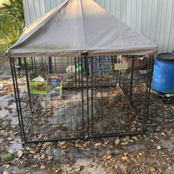 Portable Kennel 4.5 ft x 4.5 ft