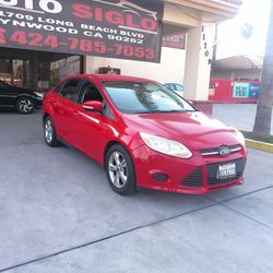 2013 Ford Focus SE Sedan