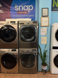 LG Washer and Gas Dryer Set