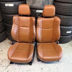 Dodge Challenger Seats