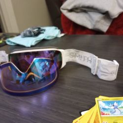 Smith  Red Wine  Wht Camo Strap