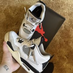 Jordan 4 military black