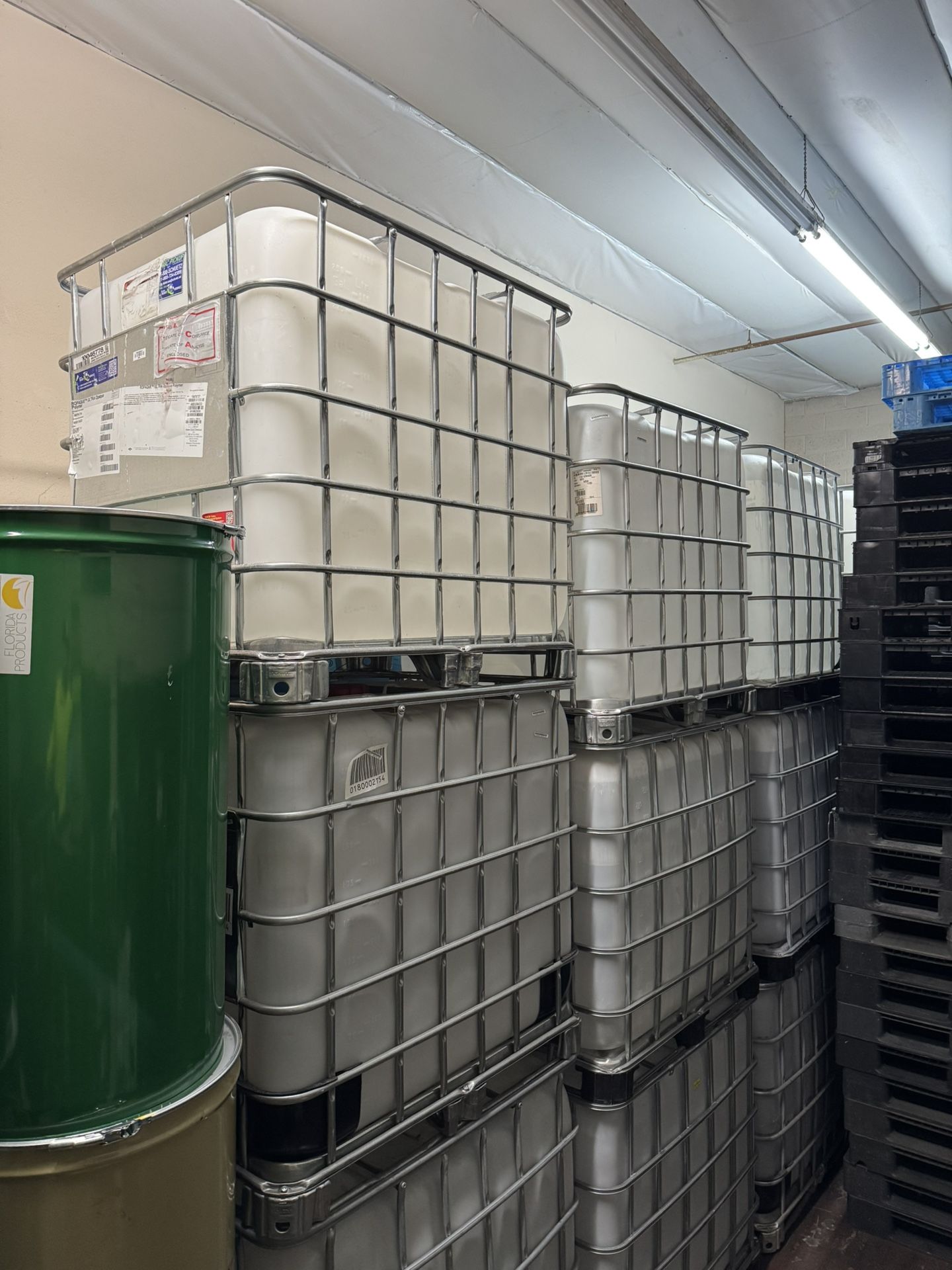 275 Gallon Totes