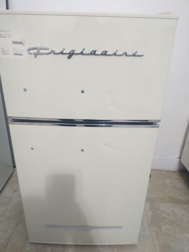 Scratch And Dent Mini Fridge