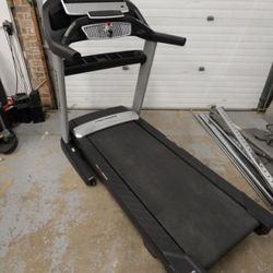 Used ProForm Pro 5000 PFTL151181 Folding Treadmill