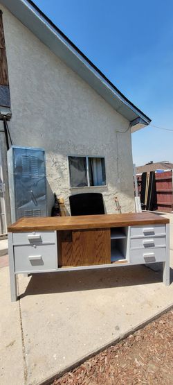 TV stand/mueble