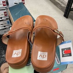 Ladies Footbed Sandal