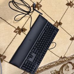 Razor Ornata Chroma Keyboard 