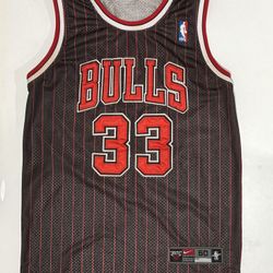 NBA Scottie Pippen Jersey Bulls 33