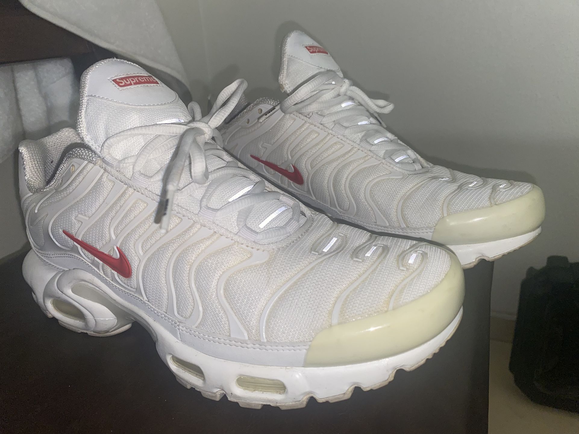 Supreme Nike Air Max Plus 