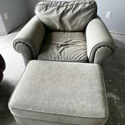  $29 Priced to sell NOW!!! - Armchair with Ottoman - Very Comfortable