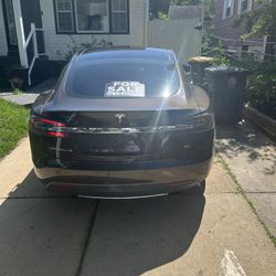 🚗 2014 Tesla Model S 85 – For Sale