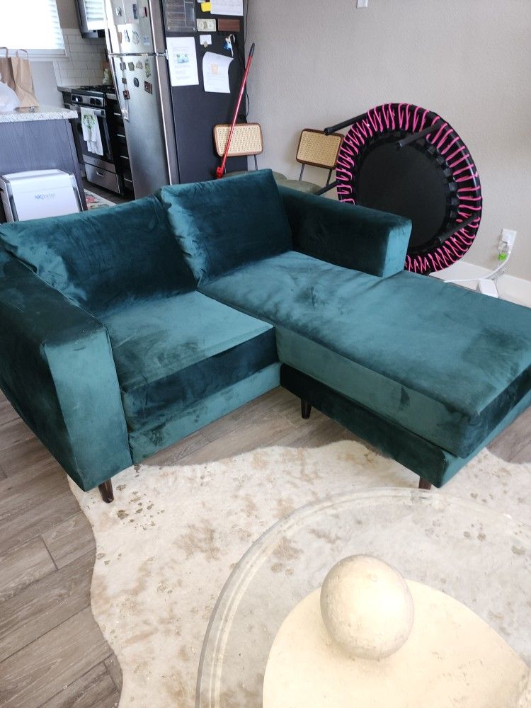Sabai Velvet Reversable Sectional